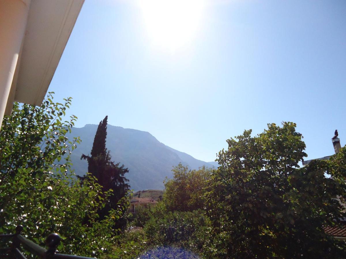 Ενοικιαζόμενα Δωμάτια "Ολγα" Loutra Ipatis Esterno foto